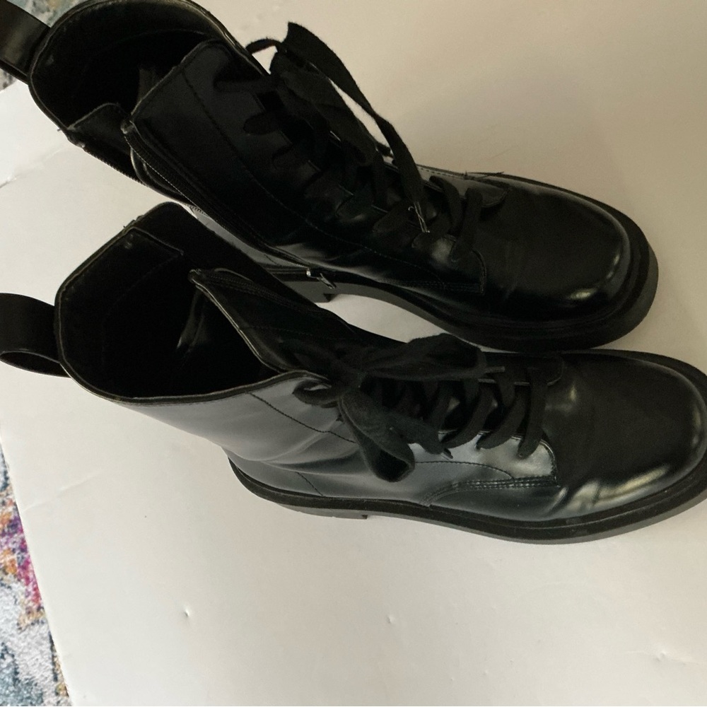 H&M Lug Sole Black Boots Size 8 - Picture 9 of 10